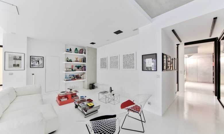 stay, scandinavian style, white room