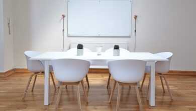 chairs, table, empty